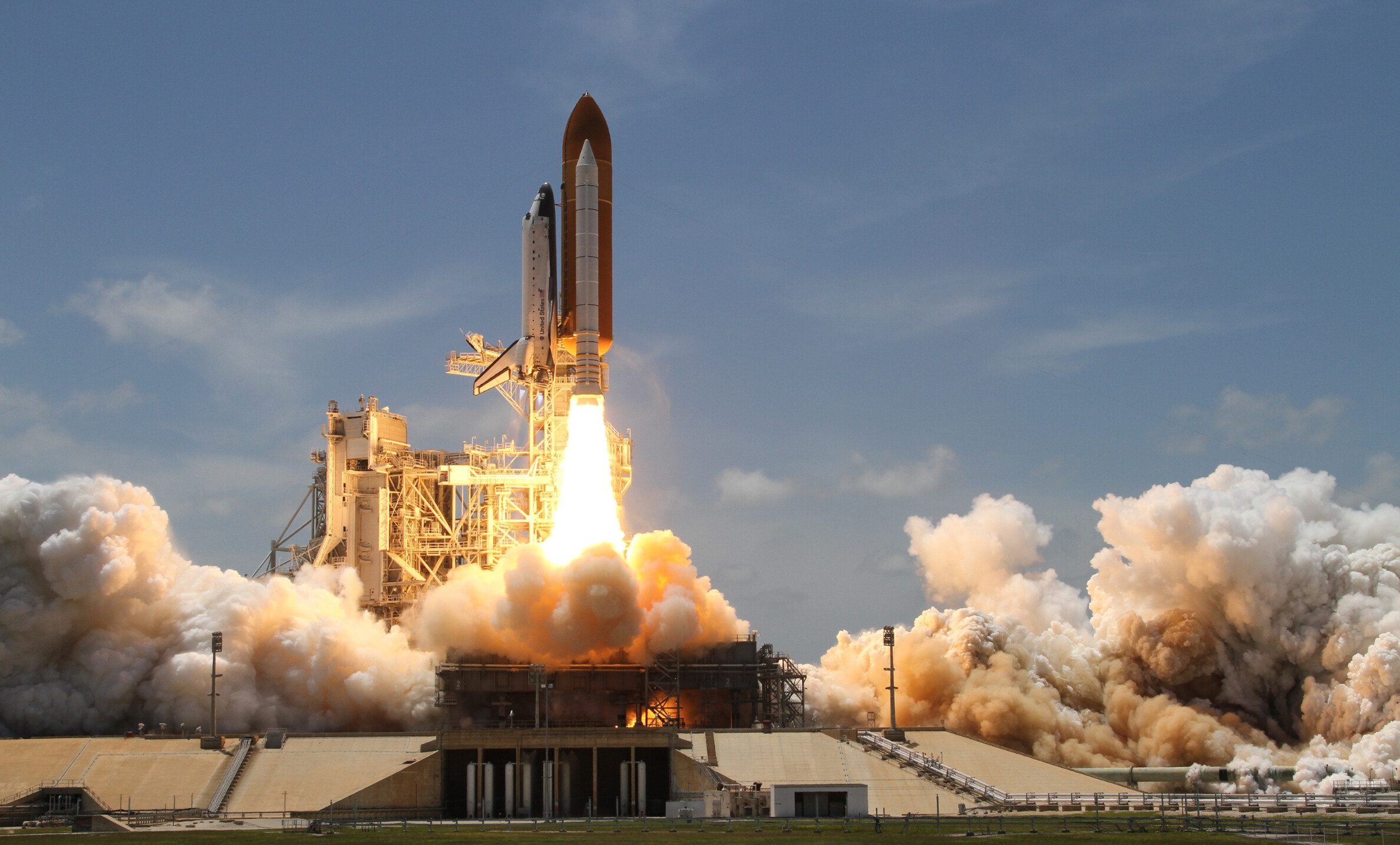 MACH architecture for the Future of Commerce