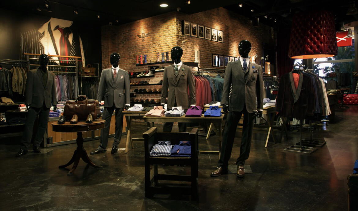 Stitched: Custom Shirts & Cocktails