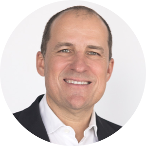 Speaker Bruno Teuber